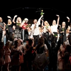 dance & more Tanz- und Theaterensemble e.V.