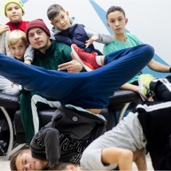 Dance Hall Studio (DHS)