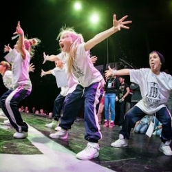 ID, танцевальная мастерская