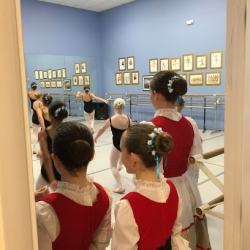 International Dance Academy