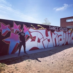 DANCE CENTER DYNAMIC