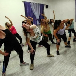 E-motion בית הספר לריקוד