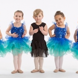 En L'air Studio of Dance