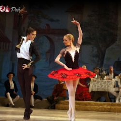 ΣΧΟΛΗ ΜΠΑΛΕΤΟΥ - ΜΑΡΟΥΣΙ - ΕΝ ΡΟΗ