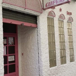 Escuela de Danza Cuevas