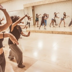 ESCUELA FRESAS CON NATA