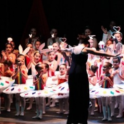 Núcleo De Dança Jéssica Becker- Ballet Jazz Dança do ventre Dança cidade tiradentes / Barro branco