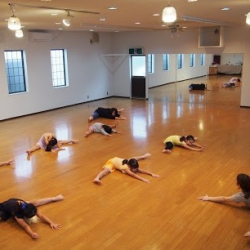 Dance studio LAUGHS
