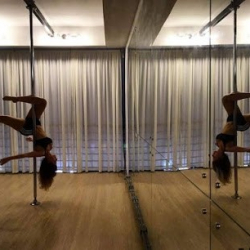 Lusty Pole Dance