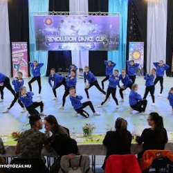 Street Dance School Divattánc iskola