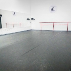 STUDIO DE DANCA VANIA MOLLA