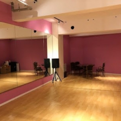 スタジオセレクト