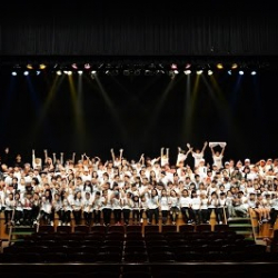 ダンススタジオ ワールド