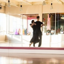 Todos Dance & Fitness Studio