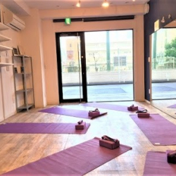 レンタルスペース・スタジオ UraraSpace横浜 長者町店（うららカルチャーセンター）