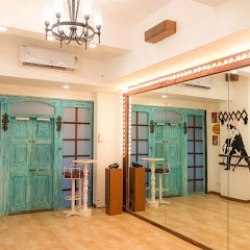 Urban Dancera Company