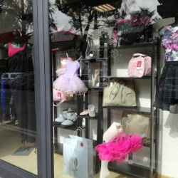 Sabrosura - dancing shoes shop