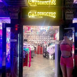 Golddiggers Boutique