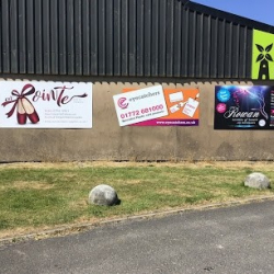 En pointe dance supplies