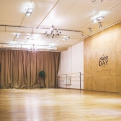 A Nice Day. Танец. Йога. Спорт.