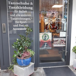 Cha Cha Cha fine collection