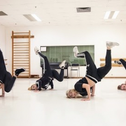 Ballet Centrum Ku-Damm Square Musical School