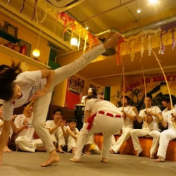 Lagoa do Abaeté ■カポエイラ心斎橋教室(カポエラ)